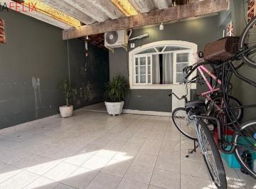 Foto 01 · Imperdível: Casa à venda com 3 quartos e suíte no Canto do Forte, Praia Grande-SP! 71,25 m², 2 vagas