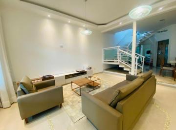 Casa · 200m² · 4 Quartos · 3 Vagas · Excelente Casa no Alto do Ipiranga – Mogi das Cruzes