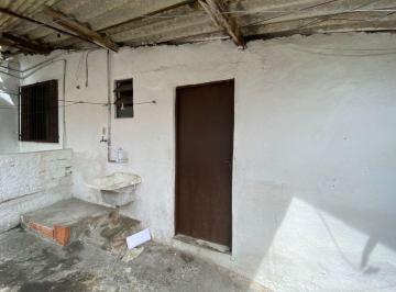 Casa · 1 Quarto · Casa Kitnet em Mogi das Cruzes
