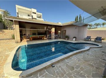 Casa · 347m² · 3 Quartos · 4 Vagas · A Casa da Cascata