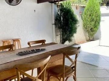 Casa de 3 quartos, Jacareí · Oportunidade ÚNICA em Jacareí - SP