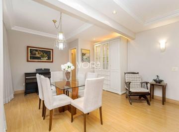 Apartamento · 106m² · 2 Quartos · 2 Vagas · Apartamento com 106 m², planta versátil e 2 vagas no Água Verde