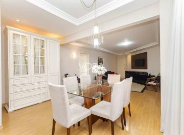 Apartamento · 106m² · 2 Quartos · 2 Vagas · Apartamento com 106 m², planta versátil e 2 vagas no Água Verde