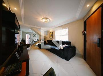 Localizada no charmoso bairro Jardim Santa Maria, esta espaçosa casa oferece con · Casa à Venda - Jardim Santa Maria, 3 Quartos, 140 m2