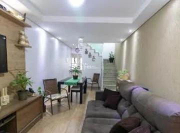 img1 · Casa de 200m² com 03 dormitórios e área gourmet com planejados, 02 vagas de gara