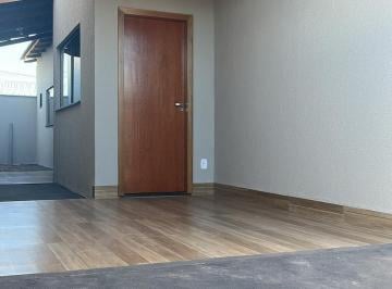 Casa · 75m² · 2 Quartos · 2 Vagas · Casa 2 Quartos com Suíte no Setor Juarez Freire