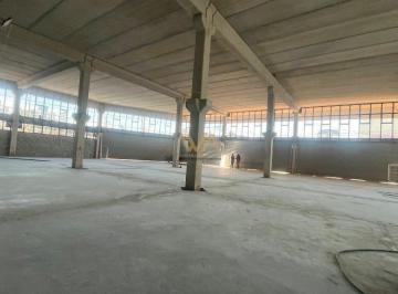 Comercial · 60m² · Salão Comercial para Locação no Centro com Amplo Estacionamento