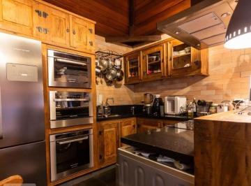 Casa de 4 quartos, São Paulo · Casa de 170 m² com 4 quartos à venda no Conjunto Residencial Butantã