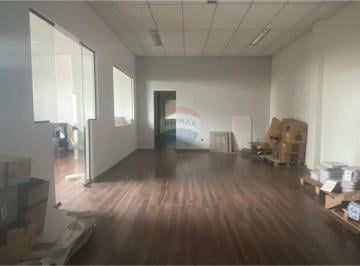 Comercial · 600m² · Oportunidade de Locação na Lapa! Ponto Comercial com Espaço Versátil de 600m², em Ótima Localização