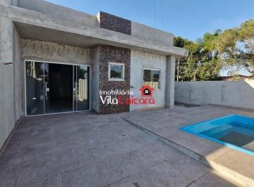 Casa · 60m² · 2 Quartos · 1 Vaga · Casa com dois dormitórios e piscina em Shangri-lá
