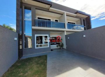 Casa · 151m² · 3 Quartos · 2 Vagas · Sobrado com 3 quartos e piscina em Shangri-la
