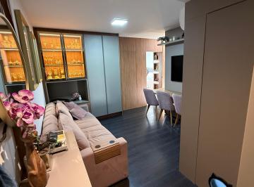 Apartamento Venda 52m² de 2 quartos · Apartamento recém reformado, vaga própria, em uma rua tranquila do centro