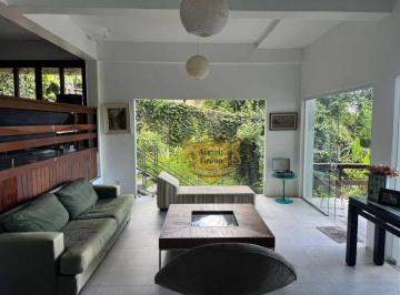 c682a10451d0935bc77e525a1dd50ad6a5fa0f03 · Casa com 3 dormitórios para alugar, 152 m² por R$ 4.798,78/mês - Pendotiba - Niterói/RJ