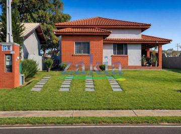 Casa de 3 quartos, Itaí · Casa de campo 135,00 m² com 3 dorms, 1 suíte e área gourmet no Riviera de Santa Cristina III