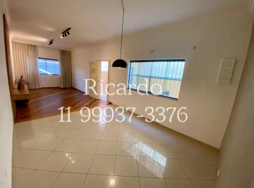 Casa de 3 quartos, São Paulo · Casa de 143 m² com 3 quartos Quintal à venda no Jardim Bonfiglioli