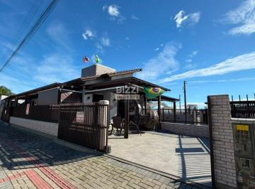 Casa · 50m² · 2 Quartos · 1 Vaga · Casa Geminada - Balneário Rincão/SC