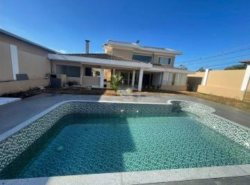 Casa · 350m² · 4 Quartos · 2 Vagas · CONDOMÍNIO JARDINS DO LAGO QD 9