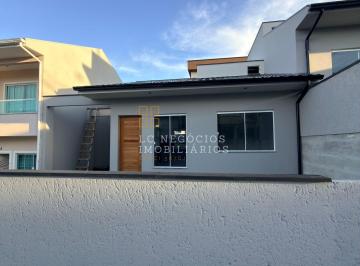 Casa · 61m² · 3 Quartos · 2 Vagas · Casa à venda no bairro Forquilhas - São José/SC