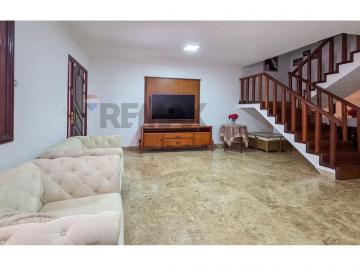 Casa · 318m² · 4 Quartos · 4 Vagas · Casa sobrado a venda no Cruzeiro 4 quartos