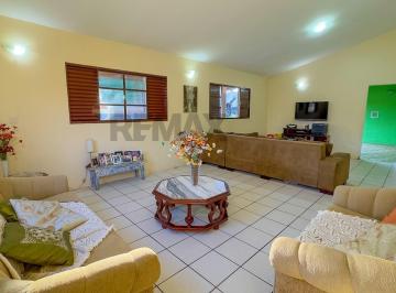 Casa · 247m² · 4 Quartos · Casa 4 quartos no Estancia Jardim Botanico