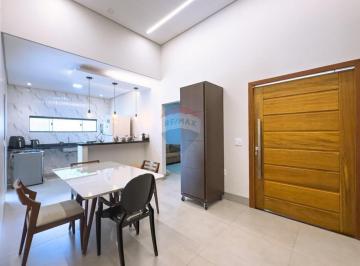 Casa · 145m² · 2 Quartos · 10 Vagas · CASA COM 2 SUÍTES | SALA DE TV | CONDOMÍNIO FECHADO