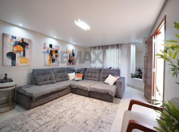 Casa · 106m² · 3 Quartos · "Encontre Seu Sobrado dos Sonhos em Picanço!"