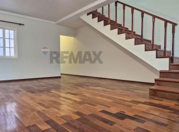 Casa · 180m² · 3 Quartos · 2 Vagas · Casa à Venda no Centro de Bragança Paulista