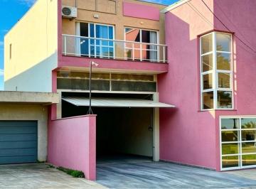 Comercial · 110m² · 1 Quarto · 2 Vagas · Ponto comercial Quinta dos Vinhedos