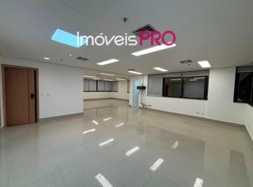 Comercial · 100m² · 2 Vagas · Conjunto comercial para locação em Moema com 100m2
