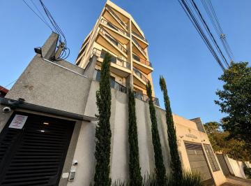 Apartamento · 82m² · 3 Quartos · 2 Vagas · Apartamento Semi-Mobiliado com 3 Quartos (1 Suíte) e Elevador no Centro