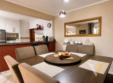 Casa · 222m² · 3 Quartos · 2 Vagas · Casa em Parque Guarani - Várzea Paulista