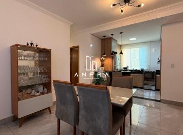 Apartamento · 83m² · 3 Quartos · 2 Vagas · Apartamento todo planejado com 3 Qts . 2 Vagas no Araguaia