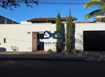 Frente · Casa à venda no bairro Residencial Drummond II - Ituiutaba/MG