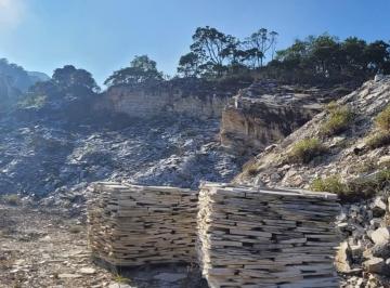 Terreno · 84500m² · Terreno à venda - em São Thomé das Letras