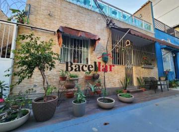 Casa · 120m² · 3 Quartos · Casa de Vila totalmente reformada com apartamento reformado em anexo