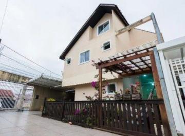 f0572d2a9b83b9d98b622348504ce2066f8bc07d · Sobrado Triplex em Condomínio Fechado | 4 Quartos, Suíte e Espaço Gourmet no Uberaba
