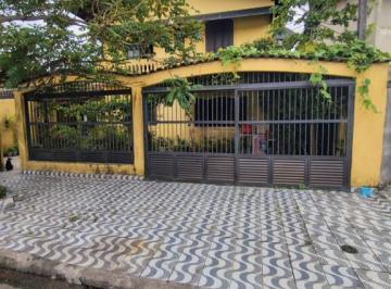 Casa · 190m² · 3 Quartos · 4 Vagas · Excelente sobrado com 03 dormitórios, sendo 01 suíte, 04 vagas de garagem, amplo quintal com churras