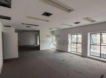 Comercial · 300m² · Oportunidade - Ponto Comercial - Centro - Área construída 530m².
