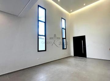 Casa · 250m² · 3 Quartos · 4 Vagas · Oportunidade - Casa em Condomínio - Jardim Panorama - Residencial Fogaça - 3 Dormitórios - 140m².