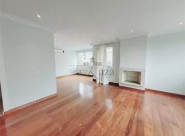 Apartamento · 250m² · 4 Quartos · 4 Vagas · Apartamento - Moema - 3 Dormitórios - 250m².