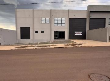 Comercial · 1002m² · 4 Vagas · Excelente Barracão Industrial para Locação - Jardim Madri | Marialva/PR