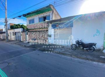 Casa · 220m² · 4 Quartos · 1 Vaga · Casa Duplex em Afogados | 4 Quartos, 2 Banheiros, 2 Salas + Ponto Comercial.