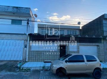 Casa · 210m² · 4 Quartos · 3 Vagas · Casa Duplex em Ouro Preto | 4 Quartos, 3 Suítes, 2 Salas, 2 Cozinha, 2 Vagas de Garagem.