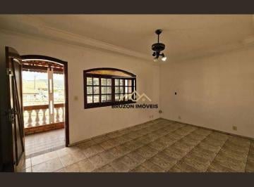 7ad88db43af433953a3b30c188bd6519f9d853dd · CASA DE ESQUINA COM EDÍCULA À VENDA - 2 QUARTOS (1 SUÍTE), 180M² A.T., 126M² A.C., R$ 515.000,00 - J