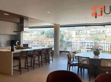 Apartamento · 220m² · 4 Quartos · 3 Vagas · Lindíssimo apartamento à venda com 220m², 4 suítes, próximo à estação Sumaré