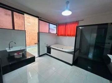 Casa · 200m² · 4 Quartos · 5 Vagas · Casa Mobiliada para Locação com 4 Suítes na Augusto Montenegro