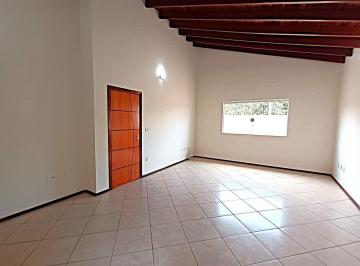 Casa · 172m² · 3 Quartos · 3 Vagas · Casa para alugar em Jardim Santa Helena de 172.00m² com 3 Quartos e 3 Garagens