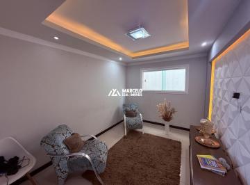 Casa de 5 quartos, Vitória da Conquista · Casa para venda em Felícia de 240.00m² com 5 Quartos, 2 Suites e 3 Garagens