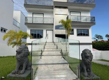 60b0aec9af513d71785ef7171cb7aa31e9350661 · Casa em condomínio fechado com piscina e 3 suítes - Alto dos Ingleses, em Florianópolis.