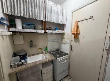 Apartamento en Venda de 1 quarto · APARTAMENTO COM 20,00 m² - OCIAN - PRAIA GRANDE SP